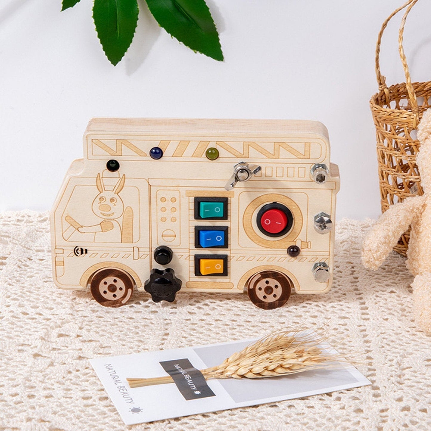 Tableau Montessori - BusyBoardCircuit™ - Camion de pompier - Jeux Jouets Happy